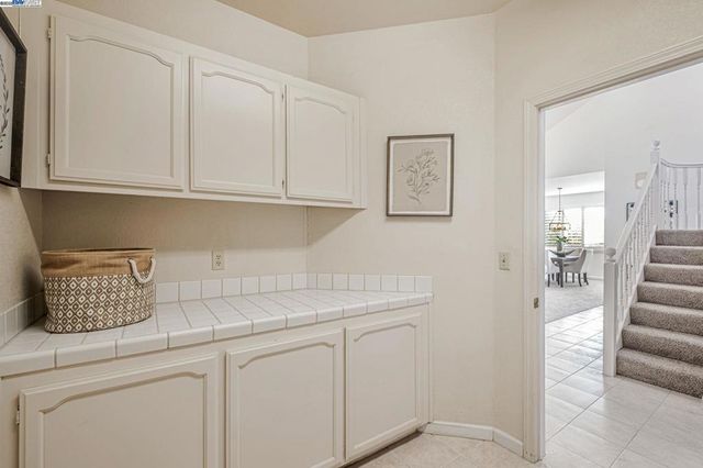 2236 Colonial Ct, Discovery Bay, CA 94505