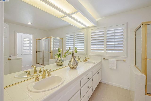 2236 Colonial Ct, Discovery Bay, CA 94505