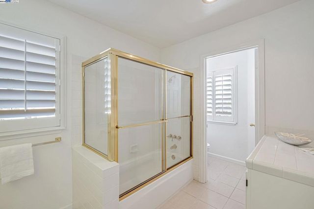 2236 Colonial Ct, Discovery Bay, CA 94505