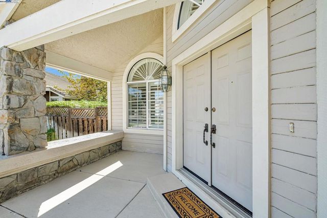 2236 Colonial Ct, Discovery Bay, CA 94505