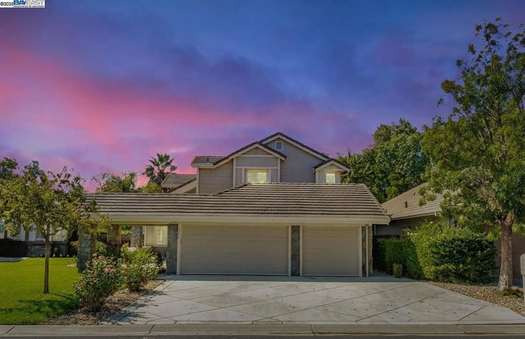 2236 Colonial Ct, Discovery Bay, CA 94505