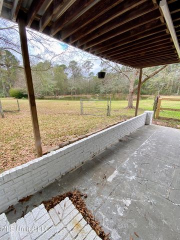 2498 S Highway 43, Picayune, MS 39466