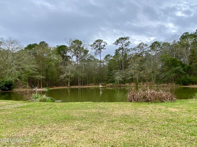 2498 S Highway 43, Picayune, MS 39466