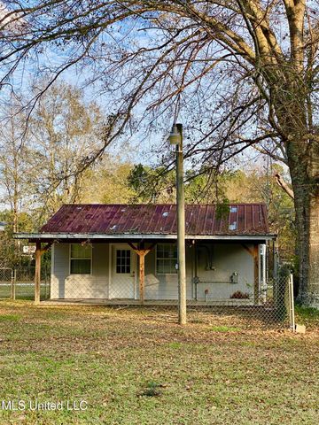 2498 S Highway 43, Picayune, MS 39466