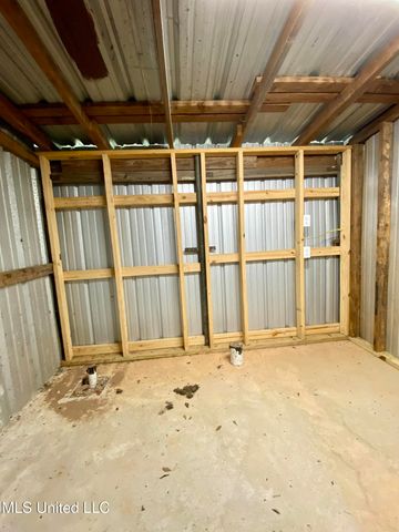 2498 S Highway 43, Picayune, MS 39466