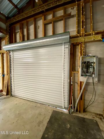 2498 S Highway 43, Picayune, MS 39466