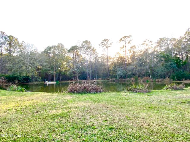 2498 S Highway 43, Picayune, MS 39466