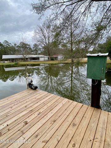 2498 S Highway 43, Picayune, MS 39466