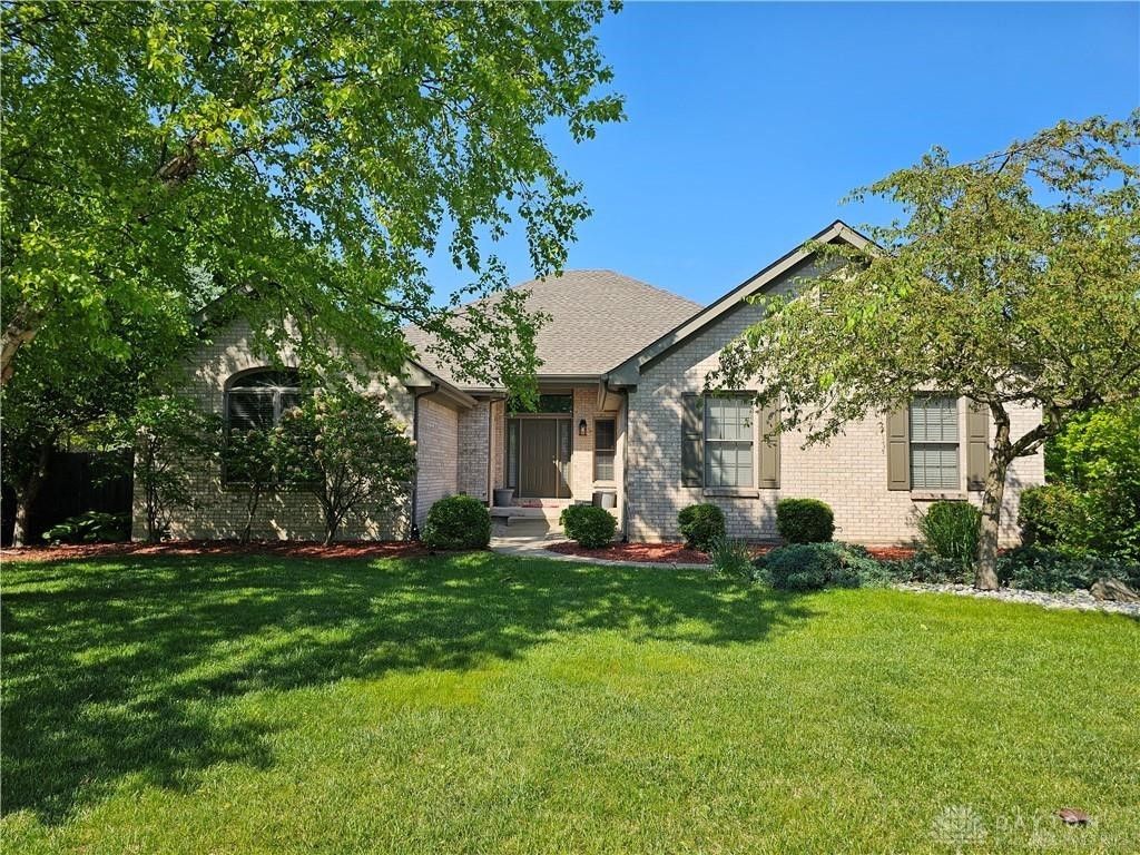 1777 Rockleigh Road, Dayton, OH 45458