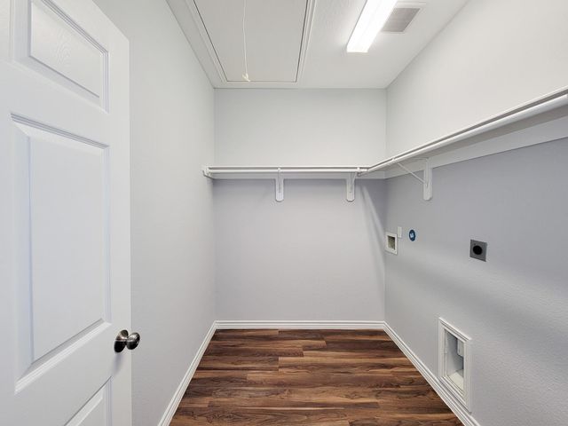 3201 J P Davis Avenue, Bay City, TX 77414