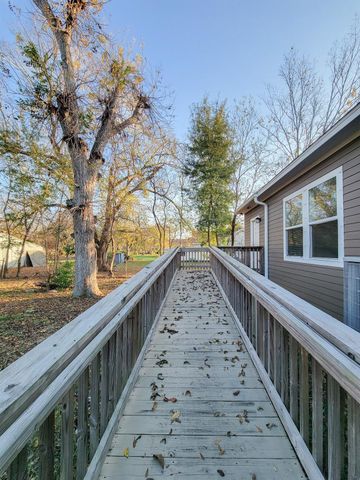 3201 J P Davis Avenue, Bay City, TX 77414