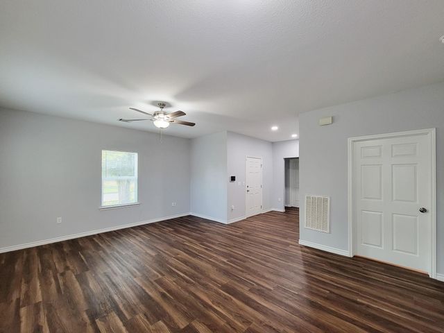 3201 J P Davis Avenue, Bay City, TX 77414