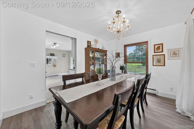 1205 W Oakwood Road, Oxford Charter Township, MI 48371