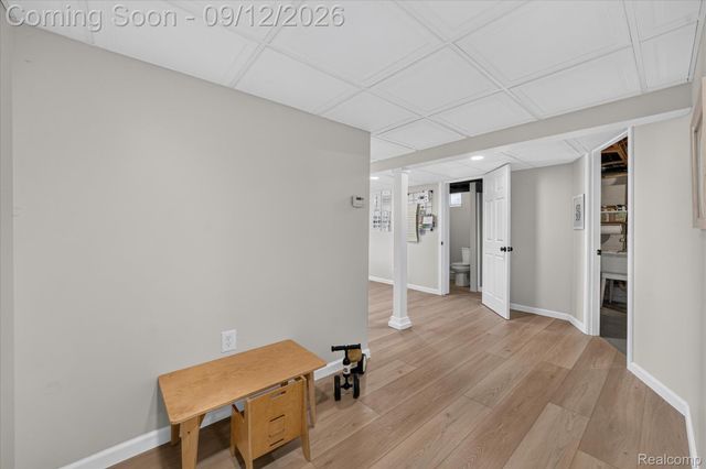 1205 W Oakwood Road, Oxford Charter Township, MI 48371