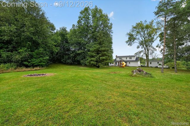 1205 W Oakwood Road, Oxford Charter Township, MI 48371