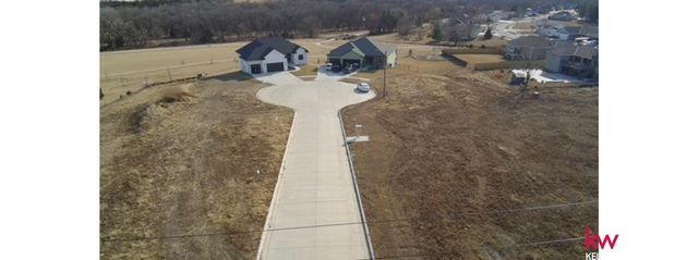 310 Cottonwood Court, Bennet, NE 68317