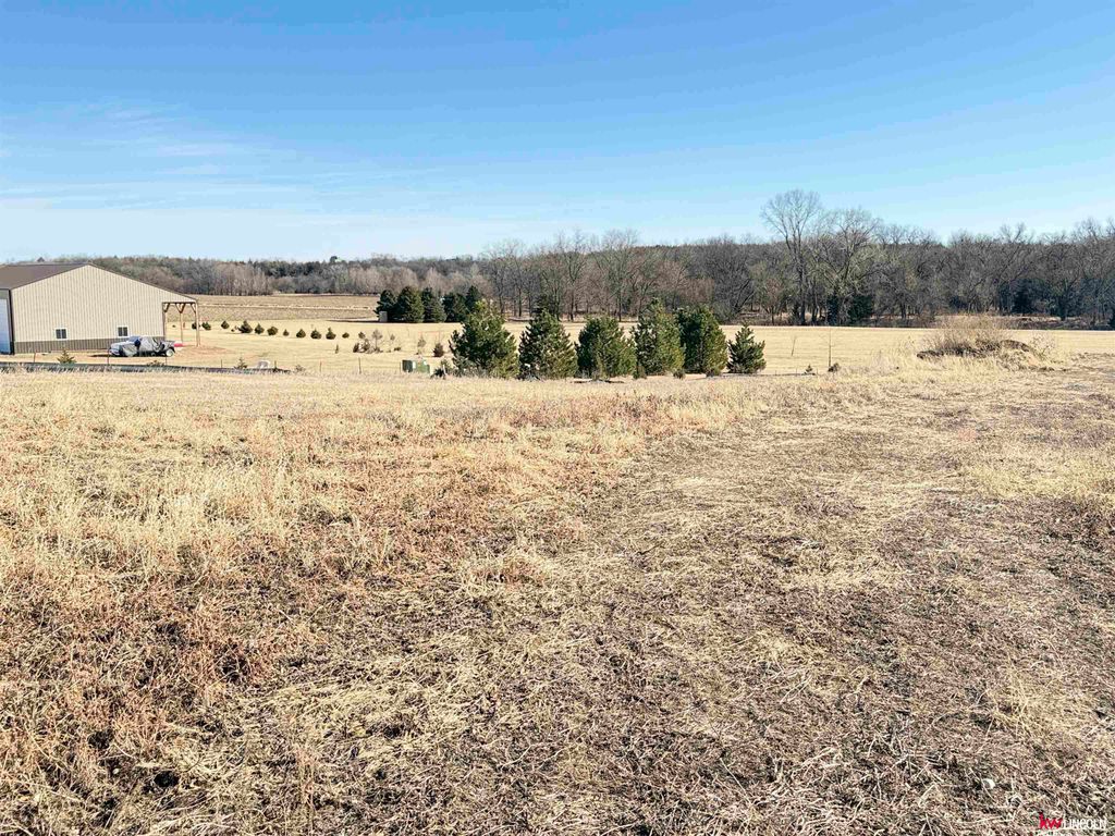 310 Cottonwood Court, Bennet, NE 68317