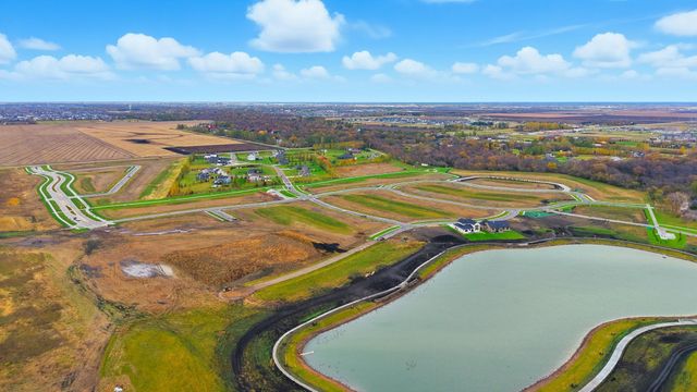 8114 75th Street S, Horace, ND 58047