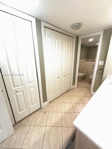 625 Biltmore Way 807, Coral Gables, FL 33134