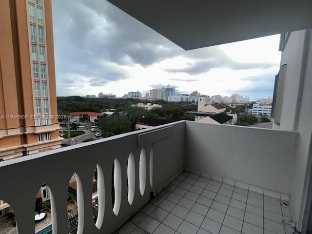 625 Biltmore Way 807, Coral Gables, FL 33134