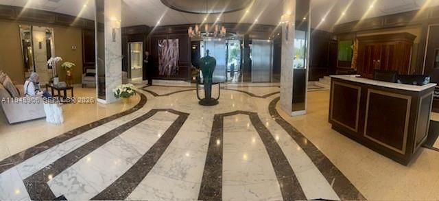 625 Biltmore Way 807, Coral Gables, FL 33134