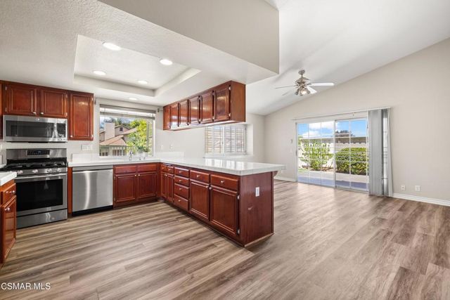 191 Misty Lake Court, Simi Valley, CA 93065