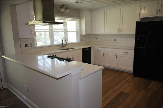 2349 Custom CIR, Virginia Beach, VA 23454