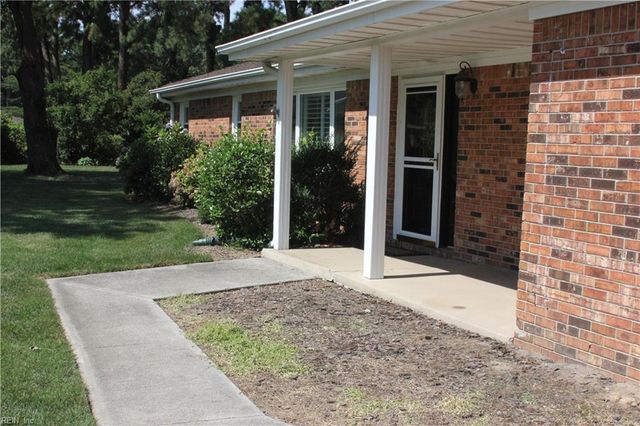 2349 Custom CIR, Virginia Beach, VA 23454