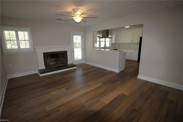 2349 Custom CIR, Virginia Beach, VA 23454