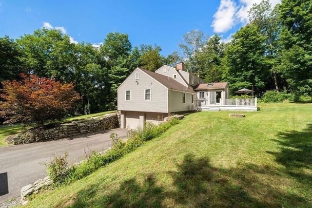 96A High Street, Topsfield, MA 01983