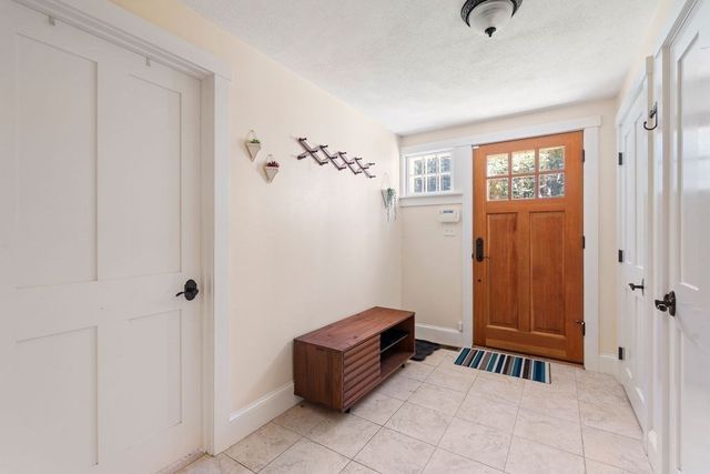 96A High Street, Topsfield, MA 01983