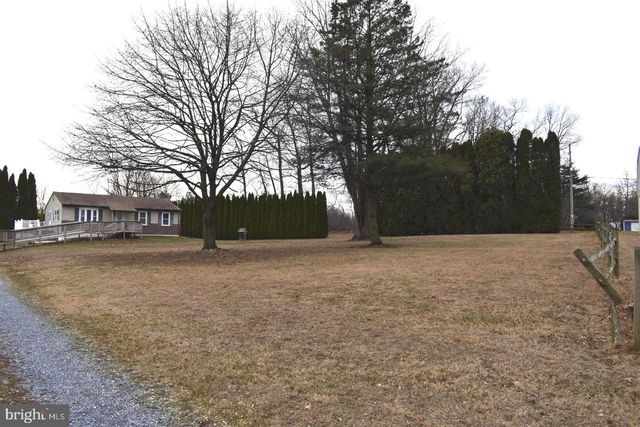 262 E KERCHER AVE, Lebanon, PA 17046