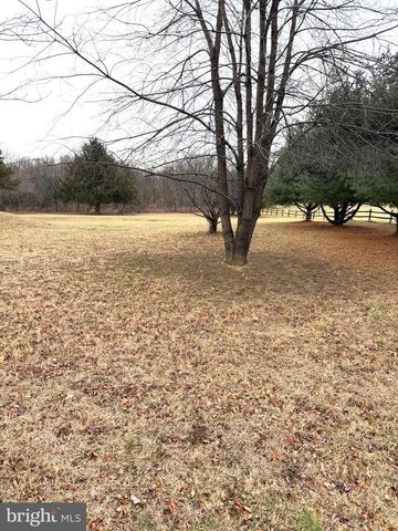 262 E KERCHER AVE, Lebanon, PA 17046