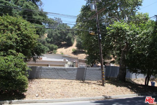 2534 Benedict Canyon Drive, Beverly Hills, CA 90210