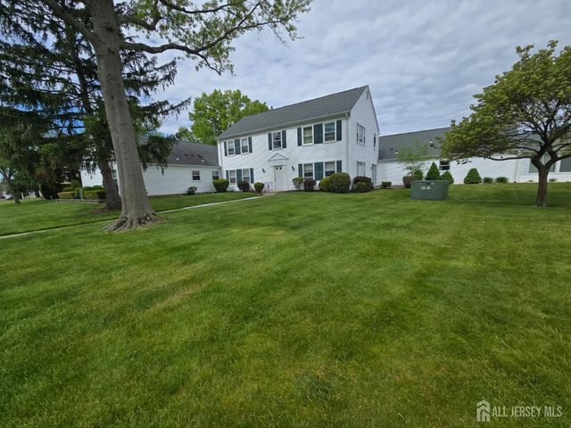489 New Haven Way B, Monroe, NJ 08831