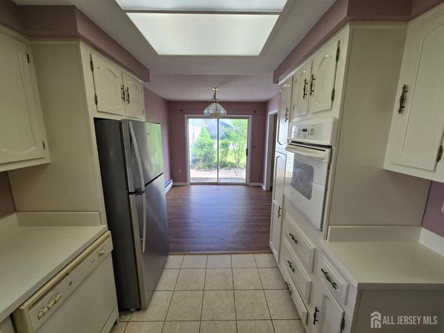 489 New Haven Way B, Monroe, NJ 08831