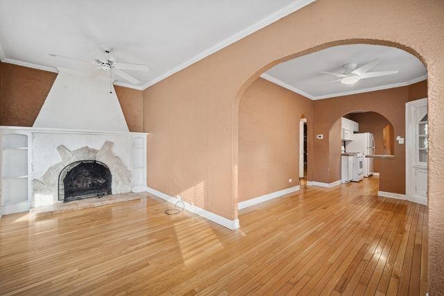 2439 Cowper Avenue, Evanston, IL 60201