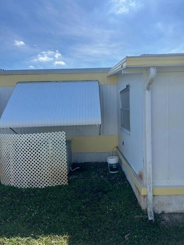 7199 SE Redbird Circle, Hobe Sound, FL 33455