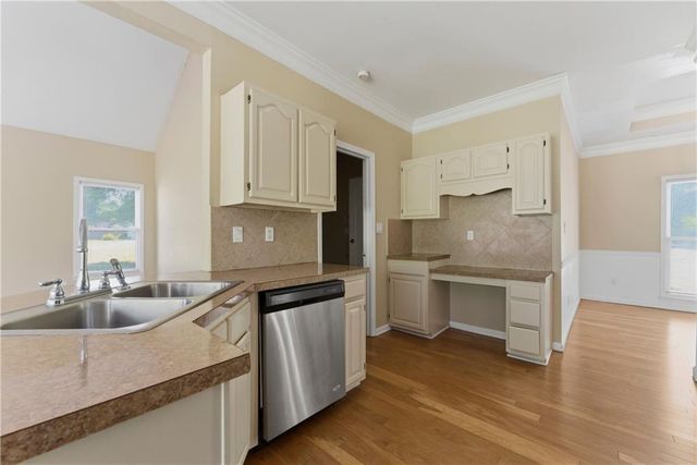 100 Winslow Court, Mcdonough, GA 30253