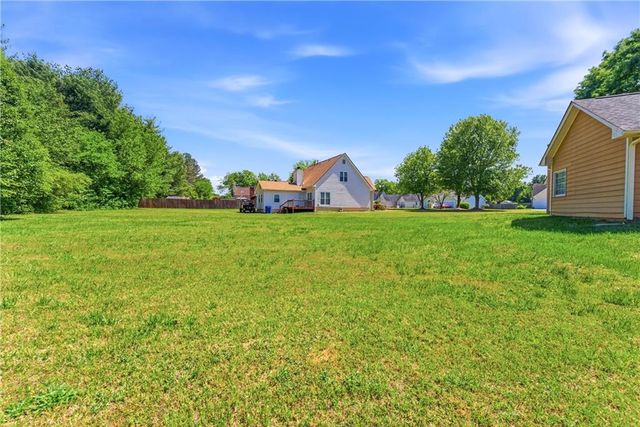 100 Winslow Court, Mcdonough, GA 30253