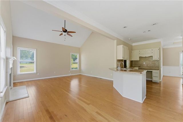 100 Winslow Court, Mcdonough, GA 30253