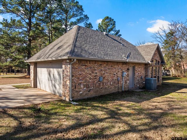 75 Private Road 4208, Mt Pleasant, TX 75455
