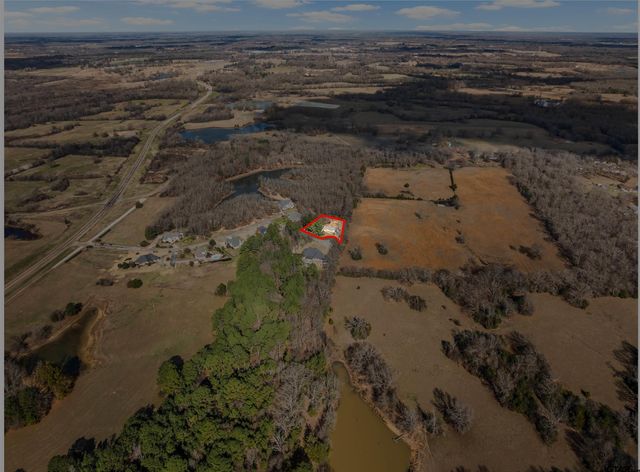 75 Private Road 4208, Mt Pleasant, TX 75455