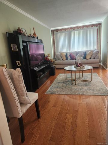 57 N Fulton Avenue, Mount Vernon, NY 10550