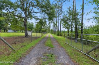 44586 MAPLEWOOD Court, Callahan, FL 32011