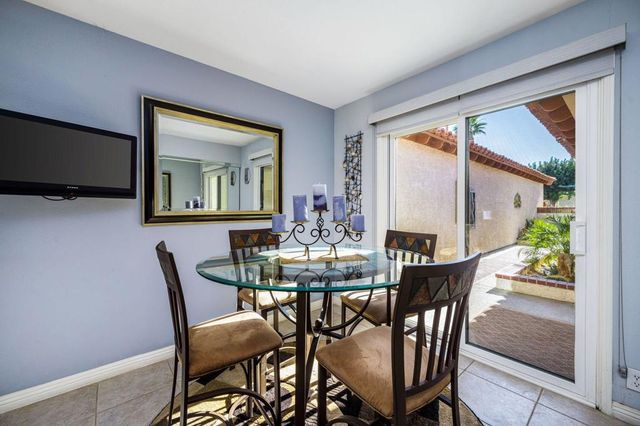 117 Avellino Circle, Palm Desert, CA 92211