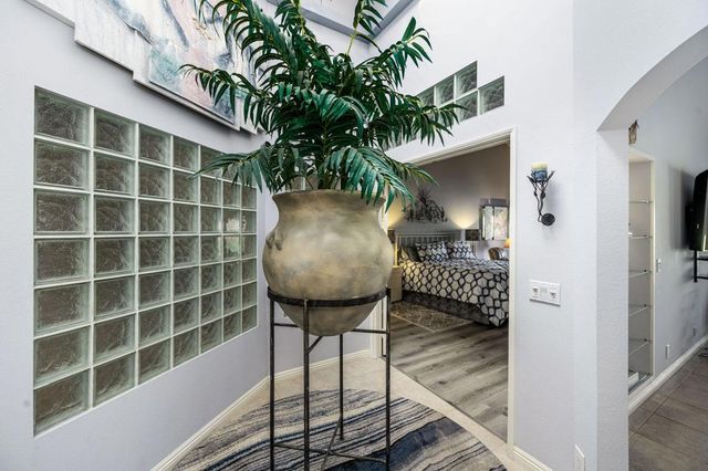 117 Avellino Circle, Palm Desert, CA 92211