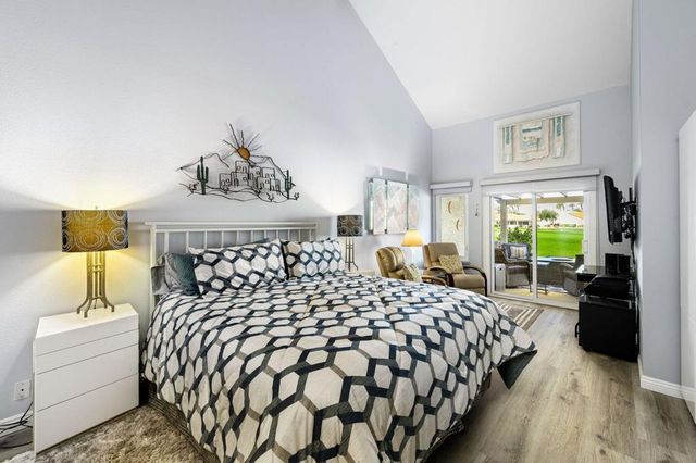 117 Avellino Circle, Palm Desert, CA 92211