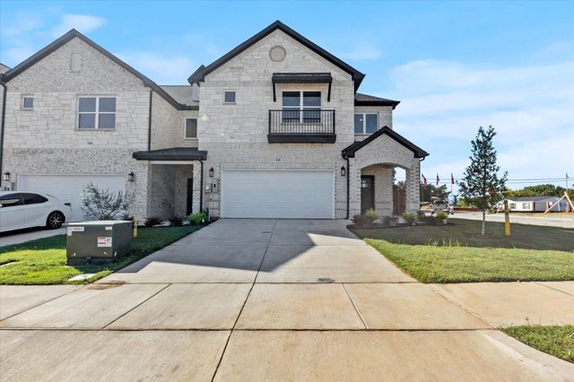 124 Homes Drive, Grand Prairie, TX 75050