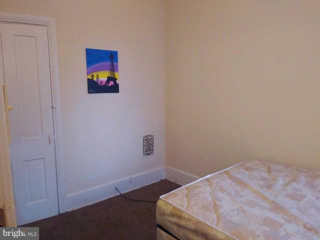 1246 WALNUT ST, Harrisburg, PA 17103